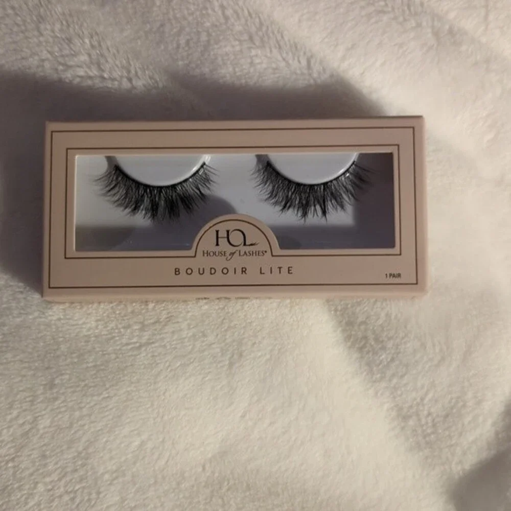 House of Lashes Boudoir Lite